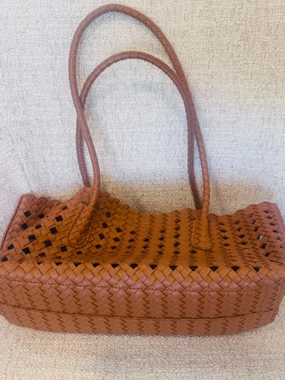 N/A handcrafted woven